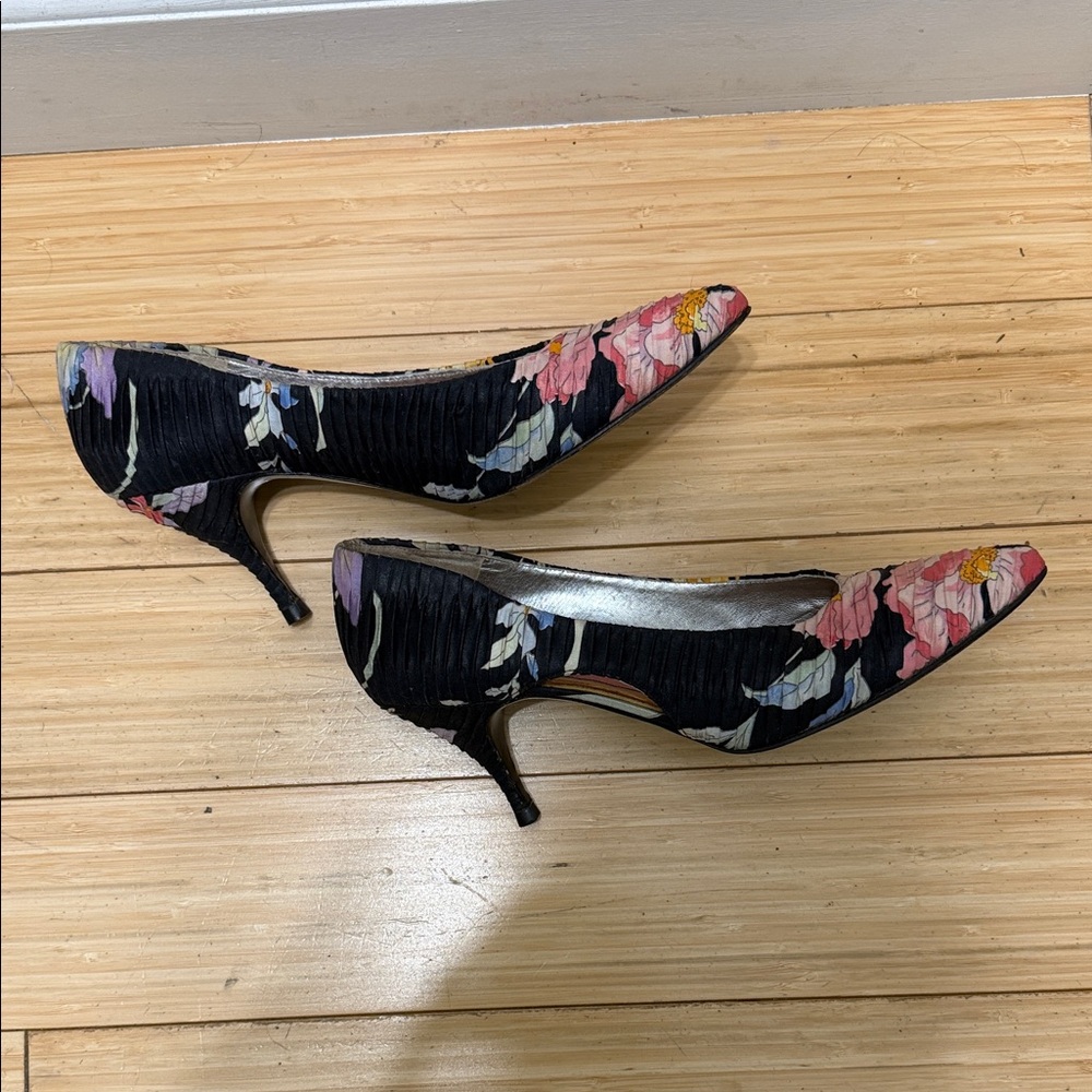 Vintage Susan Bennis/Warren Edwards Heels Size 9 1/2 - Picture 5 of 12